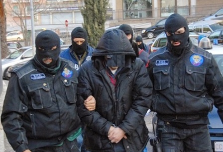 الشرطة الإيطالية تعتقل عشرة مغاربة ضمن مافيا لترويج المخدرات