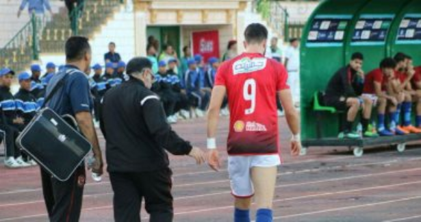 إصابة أزارو تثير قلق الأهلاويين قبل مواجهة الزمالك