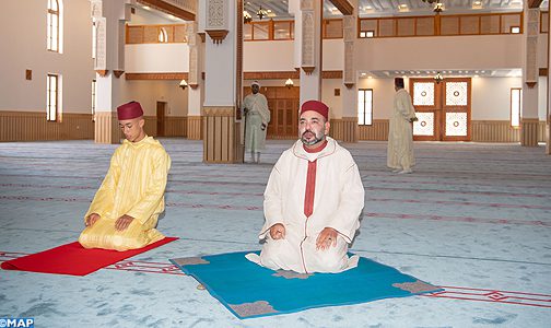 تزامنا مع الاحتفالات بعيد العرش… أمير المؤمنين يدشن بطنجة مسجد “الأميرة للا عبلة”