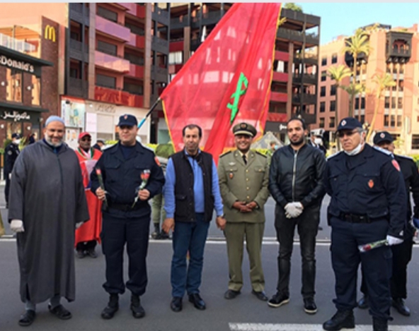 ورود تلقى من الشرفات تحية لرجال الأمن بالمغرب… جهاز وطني يكبر في الأزمة بتضحيات سيسجلها التاريخ