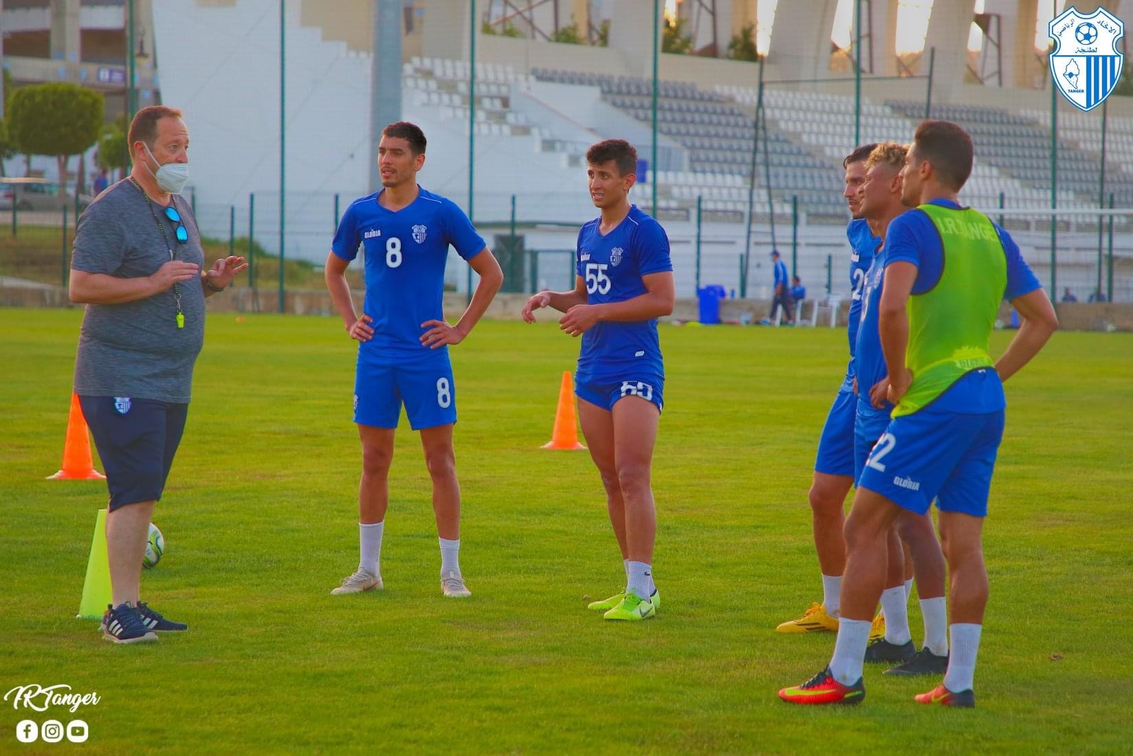 اكتشاف حالات “كورونا”  داخل نادي اتحاد طنجة