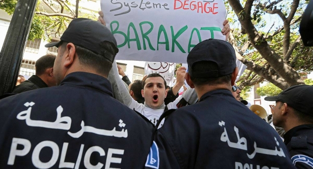 الحراك : الاعتقالات بعد محاولة تنظيم مسيرة احتجاجية في العاصمة الجزائرية