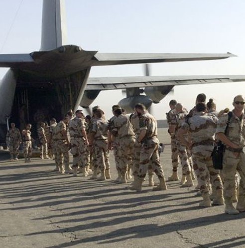 حزب إسباني يطالب الحكومة بنشر الجيش في الحدود مع المغرب