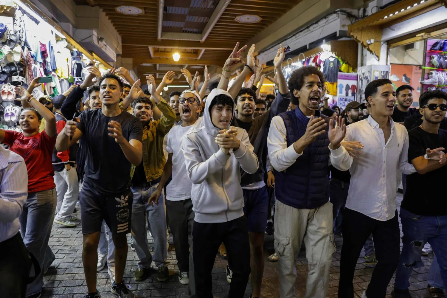 “حركة جيل Z” تصدر بلاغا بعد أحداث الأمس في عدد من المدن وتدعو للحفاظ على السلمية