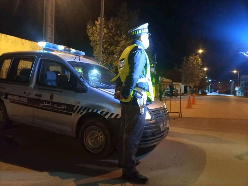 القليعة.. عناصر الدرك الملكي تضطر لاستعمال السلاح الوظيفي في إطار الدفاع الشرعي عن النفس لصد عملية هجوم واقتحام لمركز الدرك الملكي في محاولة للاستيلاء على الأسلحة الوظيفية (السلطات المحلية)