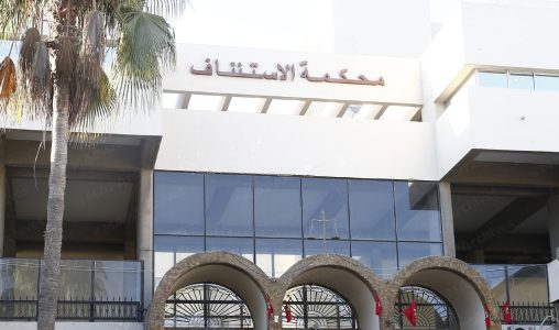 وفاة سيون أسدون ناتجة عن مضاعفات تعفنية لإصابة رضية على مستوى الرأس ترجح فرضية سقوط الهالك من السلم أثناء قيامه بتشذيب حديقته (الوكيل العام للملك)