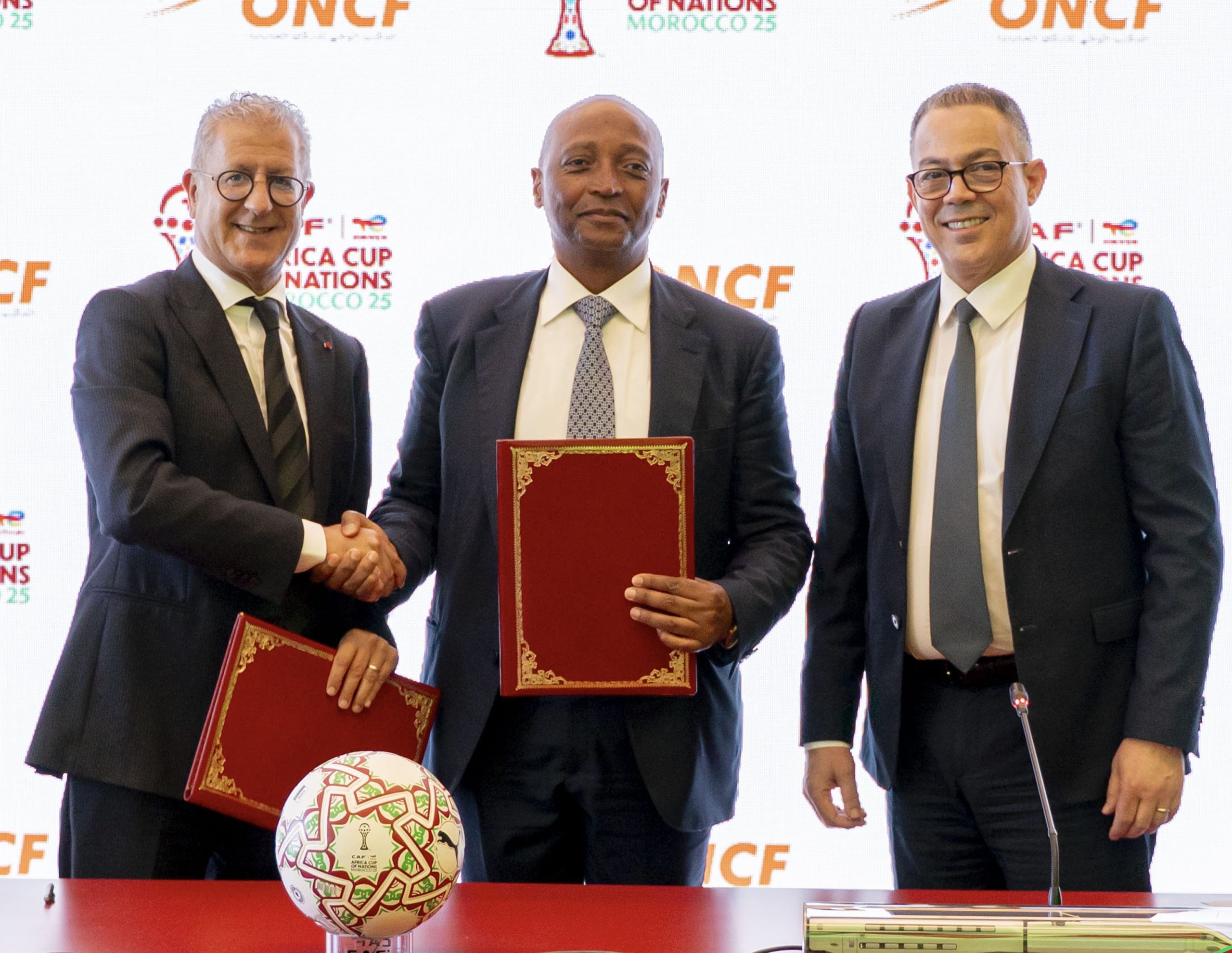 الكاف والمكتب الوطني للسكك الحديدية يوقعان اتفاقية شراكة استراتيجية خاصة بكأس إفريقيا للأمم 2025 التزام قوي من أجل تنقل آمن ومستدام