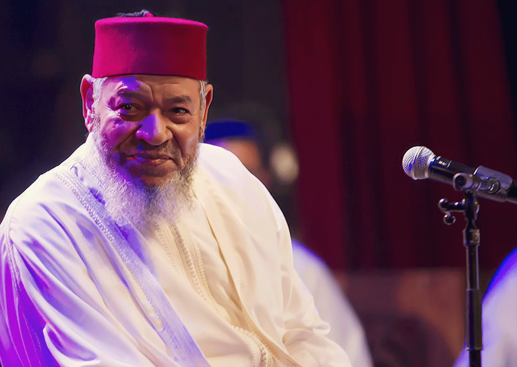 وفاة الفنان عبد الهادي بالخياط… رحيل أحد عمالقة الزمن المغربي الجميل