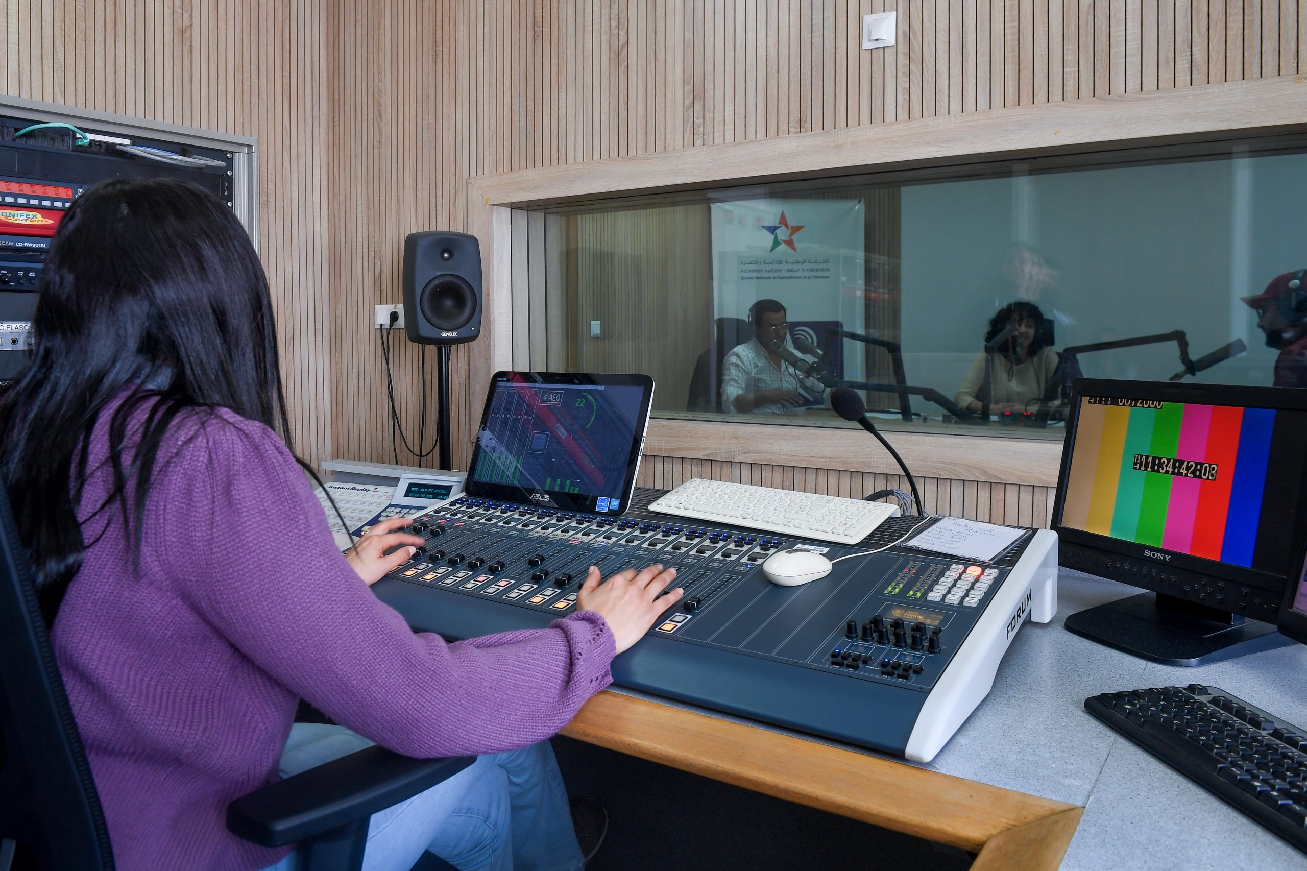 برامج رمضان على أثير “الإذاعة الوطنية”: محتوى متنوع بقرب دائم من نبض المجتمع