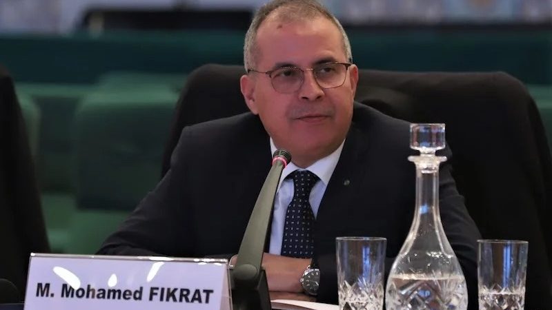 محمد فكرات: الرجل الذي يفضل لغة الأرقام على منصات الكلام