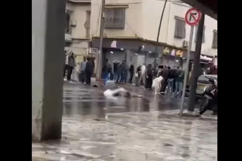 بالتزامن مع زيارة بابا الفاتيكان.. تفجيرات انتحارية تهز الجزائر