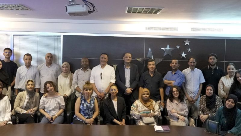 الشركة الوطنية للإذاعة والتلفزة تعزز انفتاحها على الوسط الجامعي وتستعرض منظومتها الإشهارية أمام طلبة ماستر “الإعلام والعلوم الإنسانية”