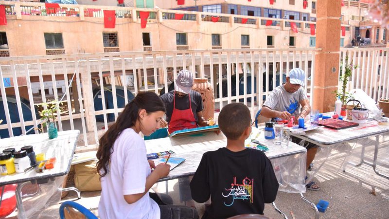 “الجمال يُنعش الروح”  إقامة فنية قائمة على التضامن في قلب جبال الأطلس الكبير بالمغرب