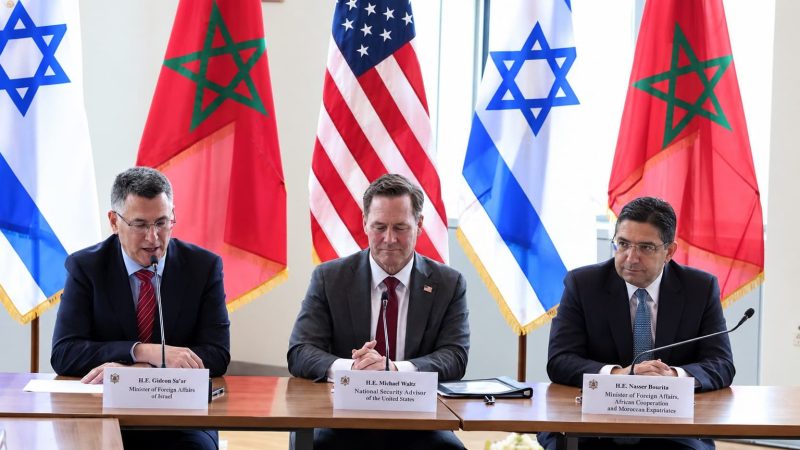 المغرب وإسرائيل يرفعان التمثيل الدبلوماسي لمستوى السفارات وتبادل السفراء